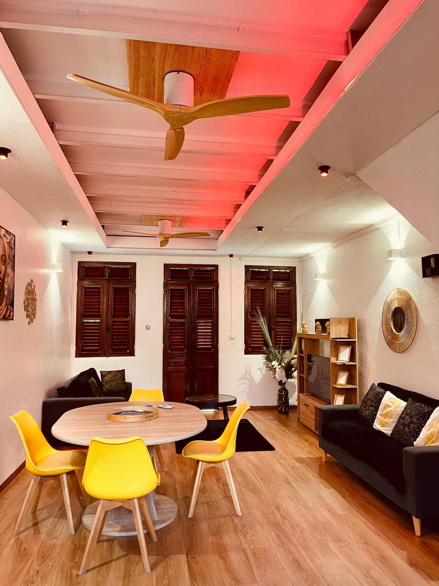 Loft T2 En Couleur En Plein Centre Ville Fort-De-France Martinique Exterior foto